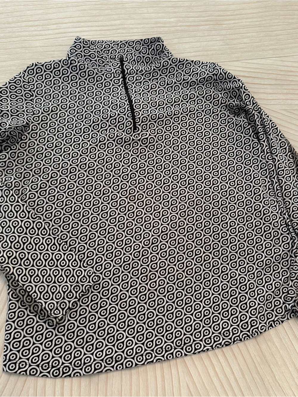 IBKUL Black & White Geometric Long-Sleeve Top